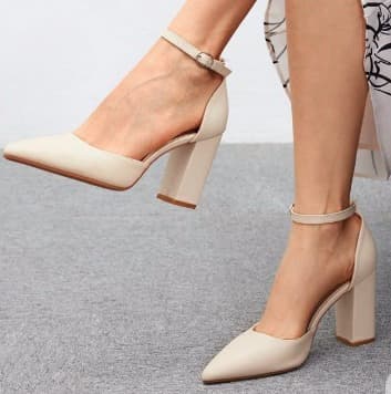 Exemplo de traje — Para elas